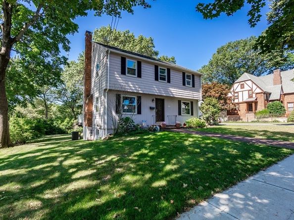 85 Gridley St, Quincy MA 02169