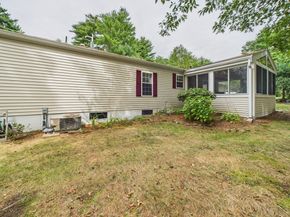 2608 Oak Point Dr, Middleboro MA 02346