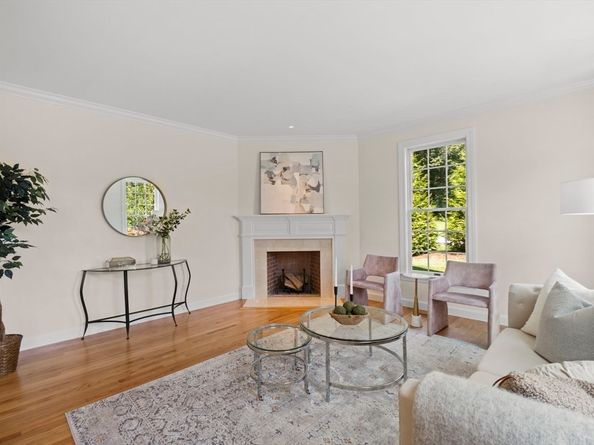 57 William St, Andover MA 01810