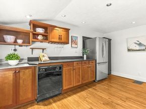992 Chestnut Street, Newton MA 02464