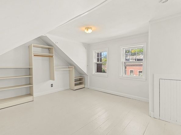 992 Chestnut Street, Newton MA 02464