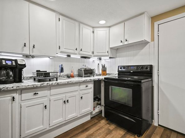 175 Armsby Road, Sutton MA 01590