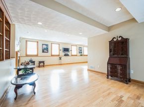 18 Baldwin Rd, Billerica MA 01821