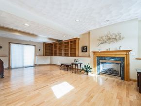 18 Baldwin Rd, Billerica MA 01821