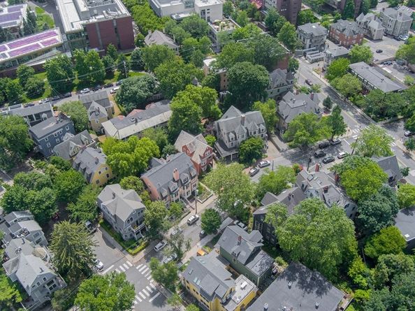 54 Wendell St, Cambridge MA 02138
