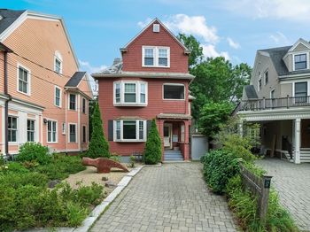 54 Wendell St