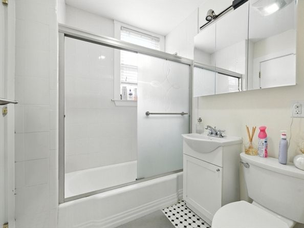 54 Wendell St, Cambridge MA 02138