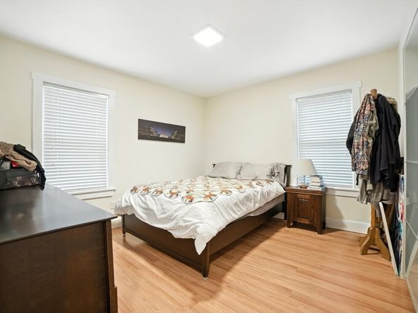 54 Wendell St, Cambridge MA 02138
