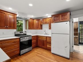 9-11 Hampden Street, Wellesley MA 02482