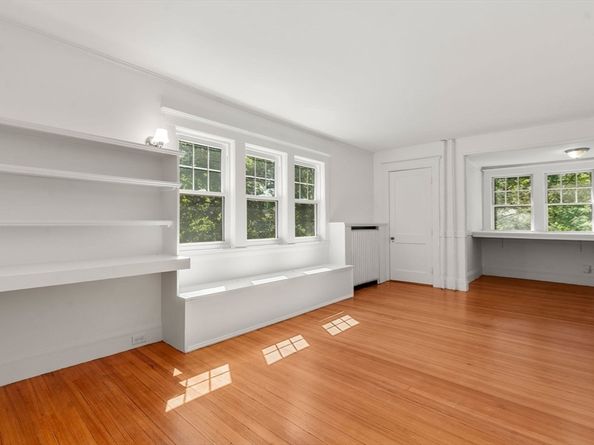 9-11 Hampden Street, Wellesley MA 02482