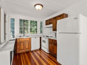 9-11 Hampden Street, Wellesley MA 02482