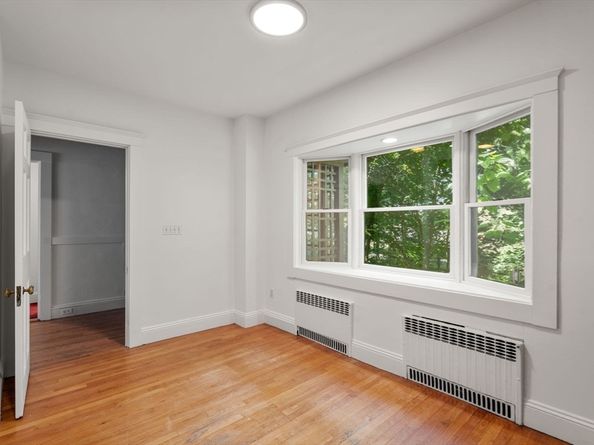 9-11 Hampden Street, Wellesley MA 02482