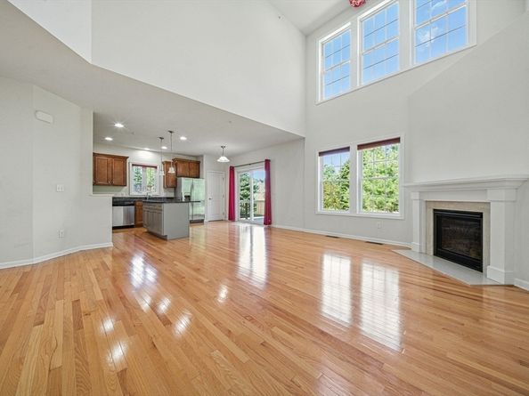 5 Frostpane Ln 5, Hopkinton MA 01748
