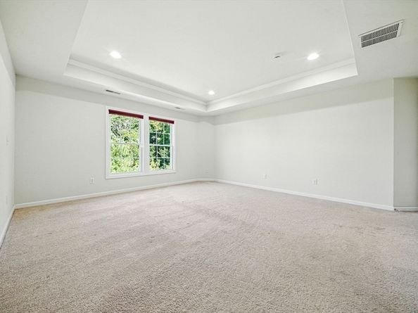 5 Frostpane Ln 5, Hopkinton MA 01748