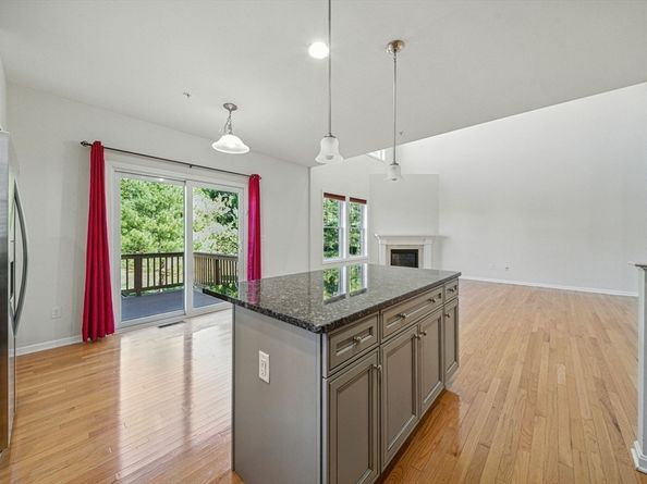 5 Frostpane Ln 5, Hopkinton MA 01748