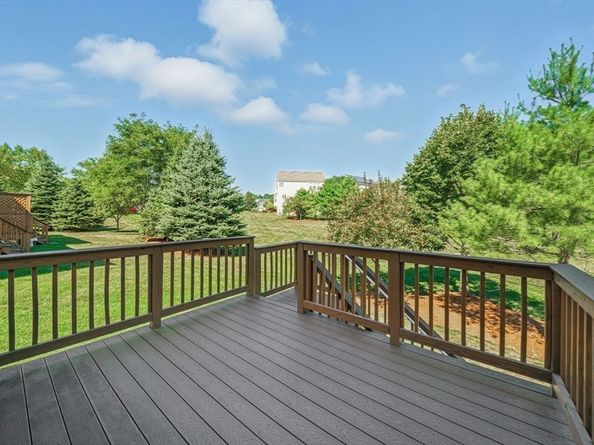 5 Frostpane Ln 5, Hopkinton MA 01748
