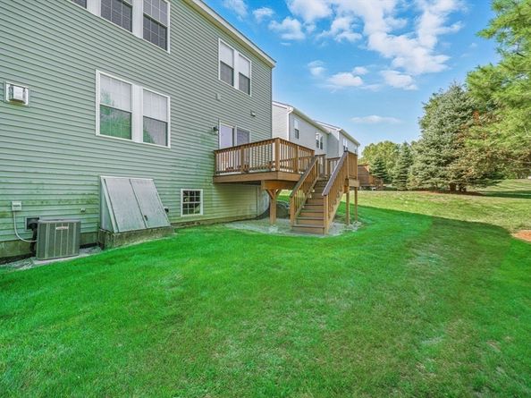 5 Frostpane Ln 5, Hopkinton MA 01748