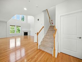 5 Frostpane Ln 5, Hopkinton MA 01748