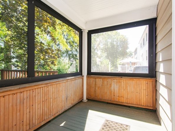 81 Prentice St, Waltham MA 02451