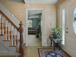 5 Circle St, Templeton MA 01436
