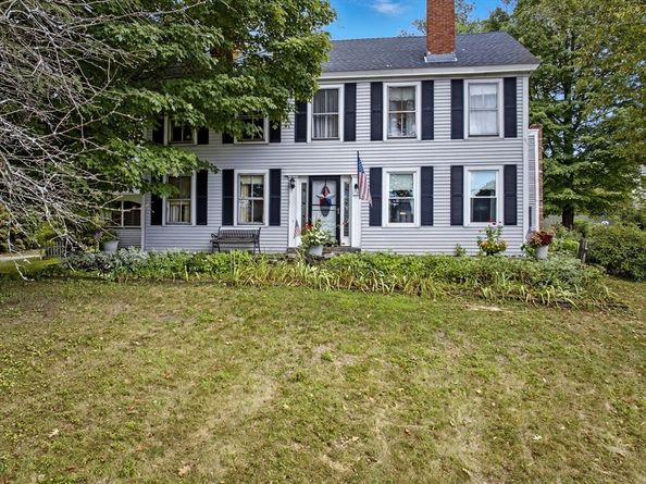 5 Circle St, Templeton MA 01436