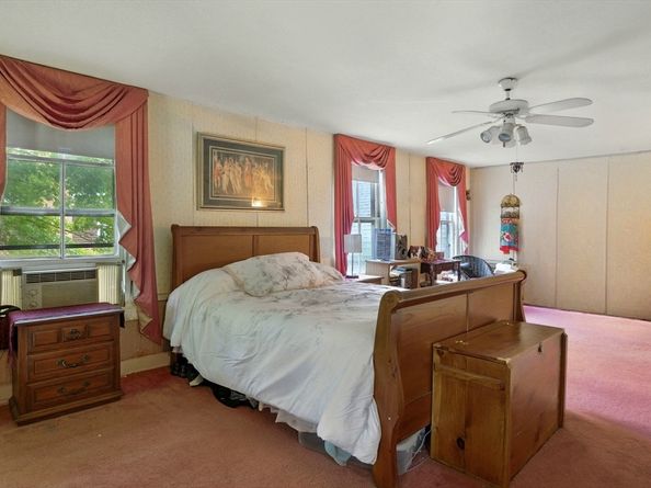 5 Circle St, Templeton MA 01436