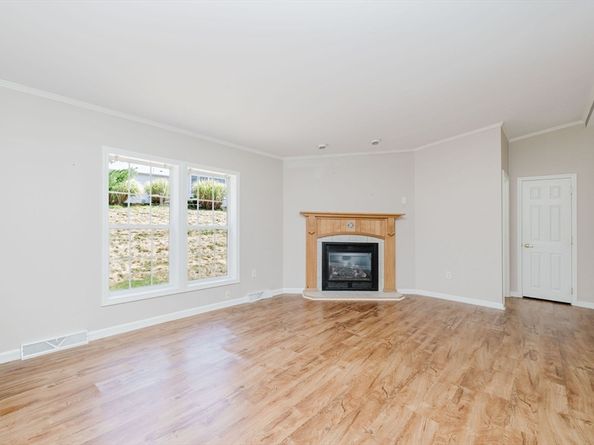 2602 Green St, Middleboro MA 02346