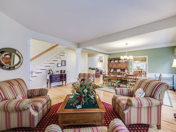 17 Maplewood, Plymouth MA 02360