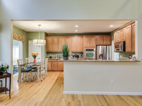 17 Maplewood, Plymouth MA 02360