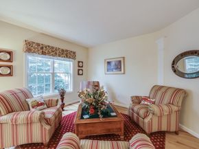 17 Maplewood, Plymouth MA 02360