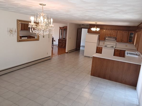 5 College Pond Dr, Danvers MA 01923
