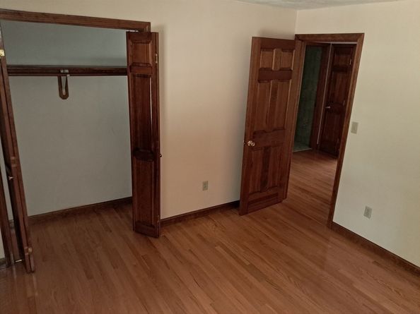 5 College Pond Dr, Danvers MA 01923