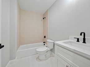 52 Bellevue St 3, Boston MA 02125