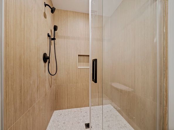 52 Bellevue St 3, Boston MA 02125