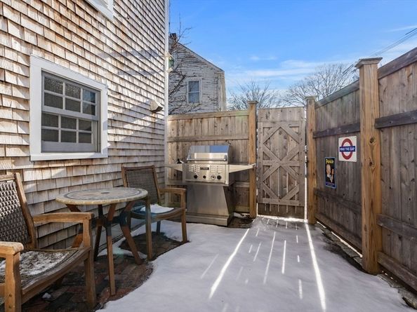 164-166 Water Street, Newburyport MA 01950