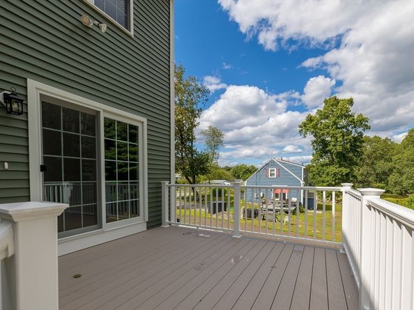 9 Boynton Lane, Billerica MA 01821