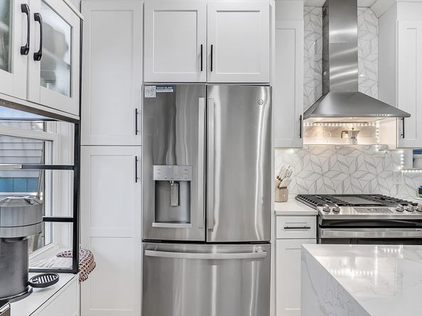 311 Lexington St 1, Boston MA 02128