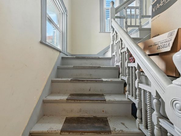 23 E Cottage St, Boston MA 02125