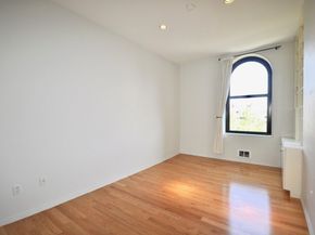 160 Commonwealth Ave 513, Boston MA 02116