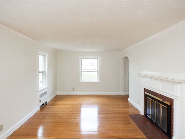 511 Lexington St, Waltham MA 02452