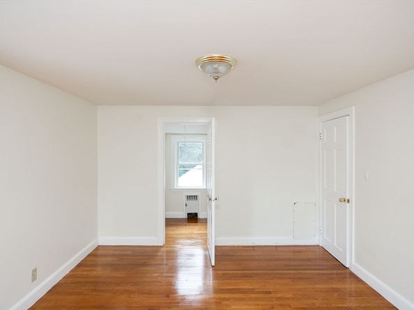 511 Lexington St, Waltham MA 02452