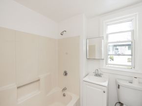 511 Lexington St, Waltham MA 02452