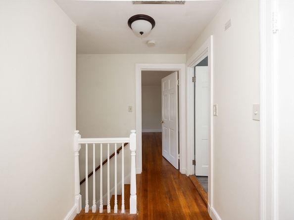 511 Lexington St, Waltham MA 02452
