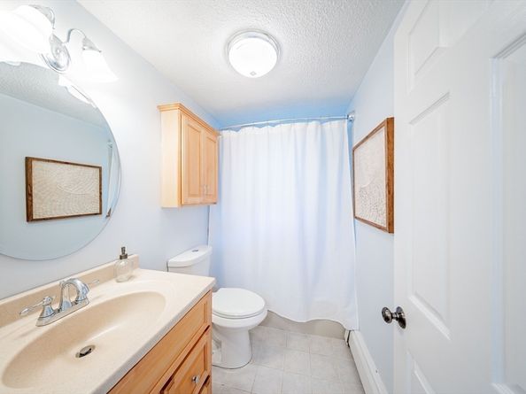 69 Whitney Ave, Framingham MA 01702