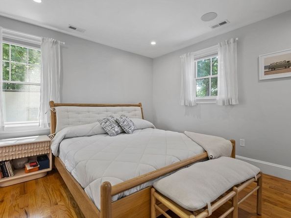 4 Coyne Road 4, Newton MA 02468