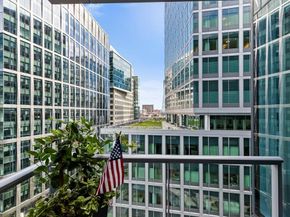 22 Liberty Dr 9H, Boston MA 02210