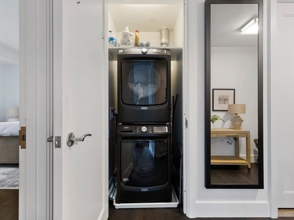 22 Liberty Dr 9H, Boston MA 02210