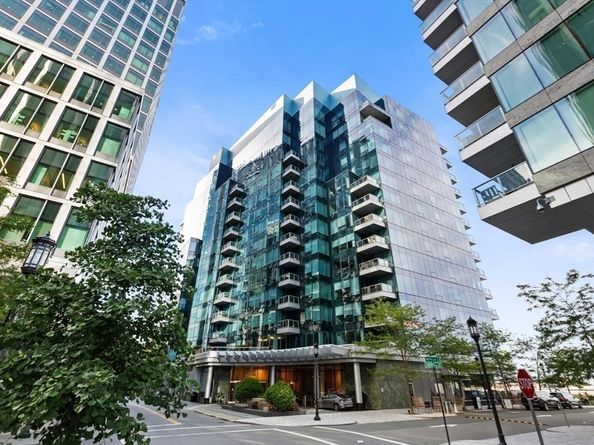 22 Liberty Dr 9H, Boston MA 02210