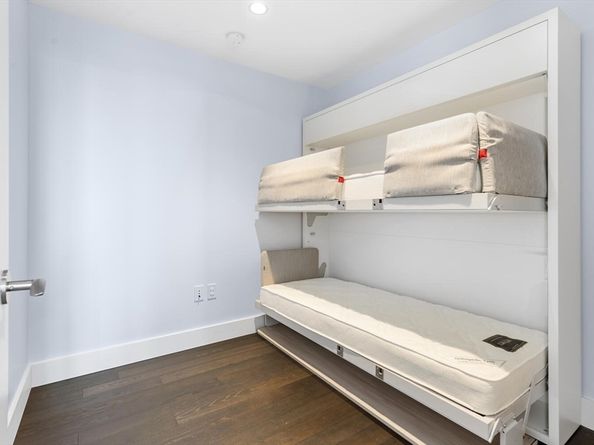 22 Liberty Dr 9H, Boston MA 02210