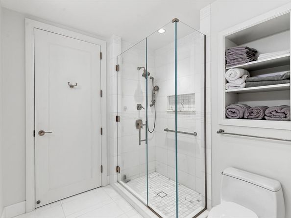 22 Liberty Dr 9H, Boston MA 02210